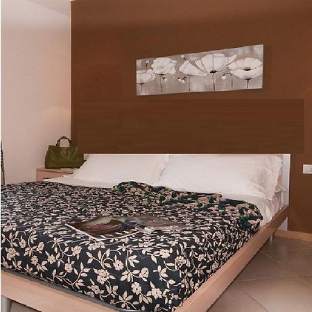 Residence 12,30 Парма Екстериор снимка